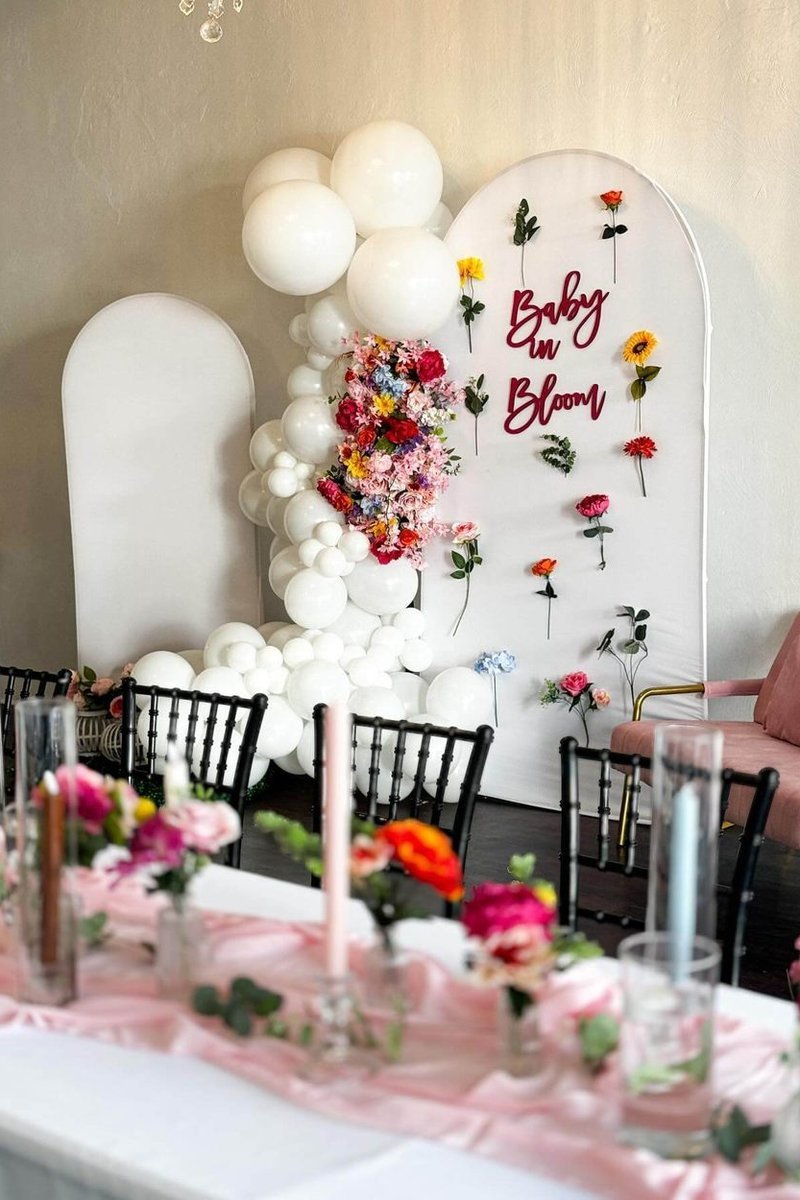 Scattered Stem Flower Wall