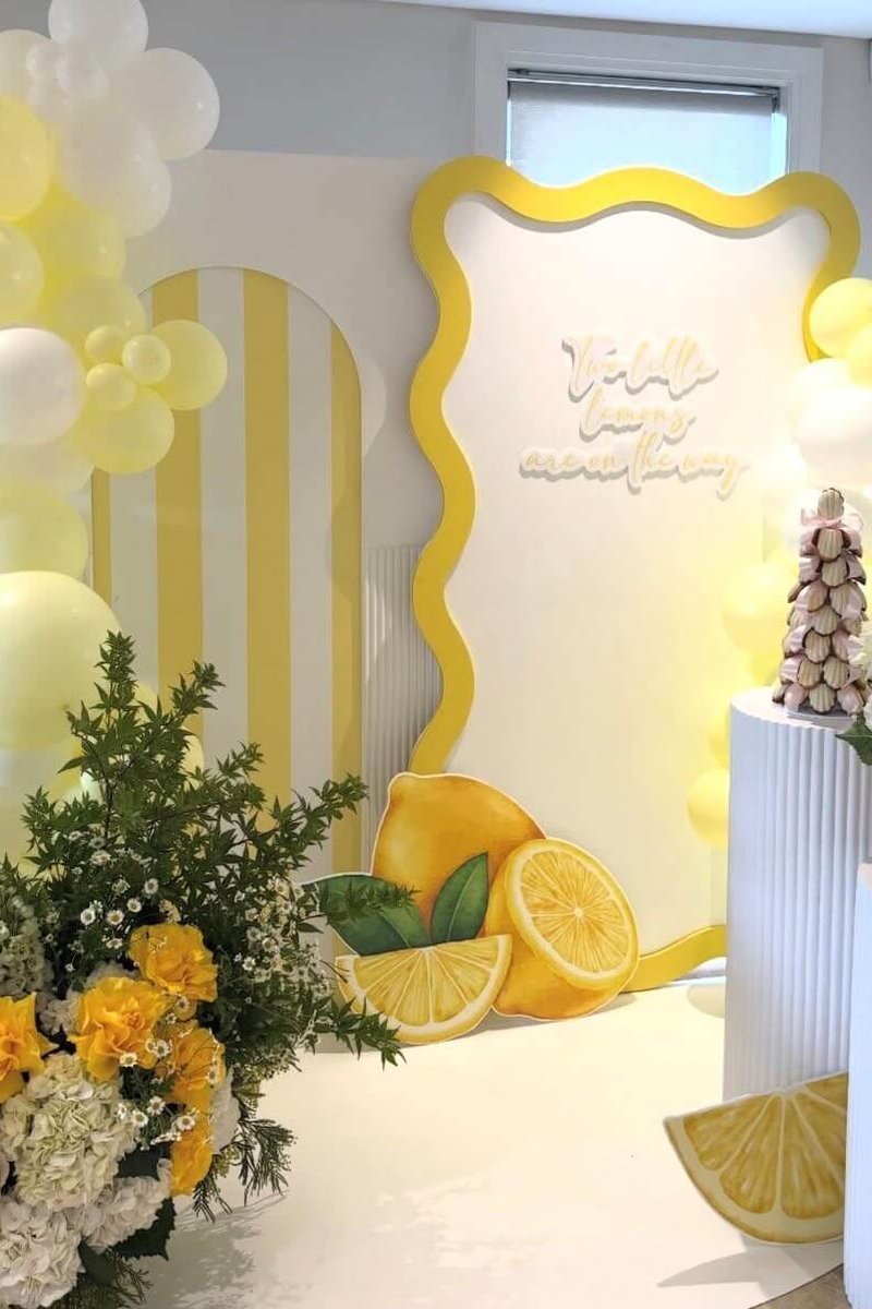 "Two Little Lemons" Twin Backdrop