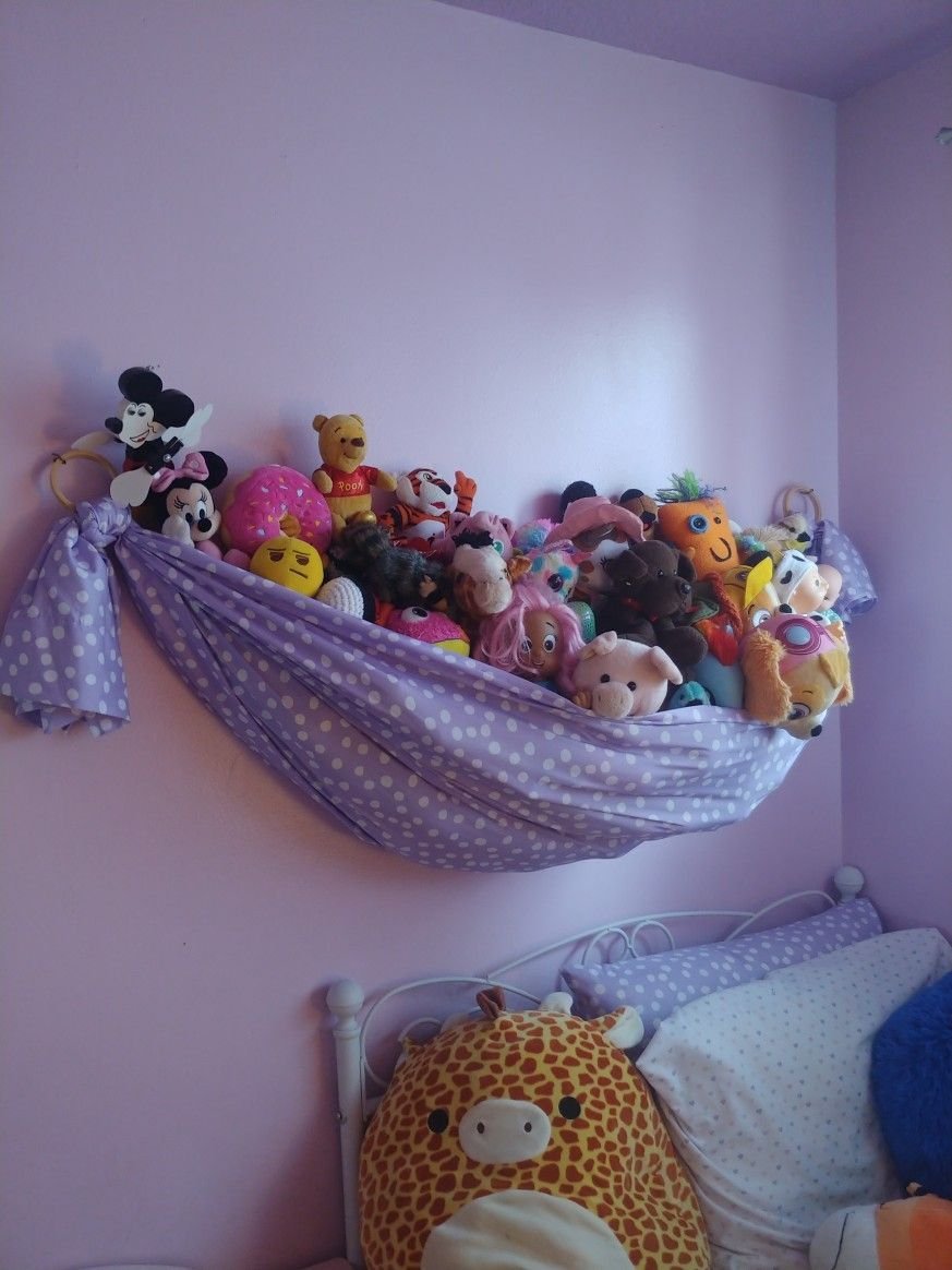 Zoo-Themed Stuffed Animal Storage