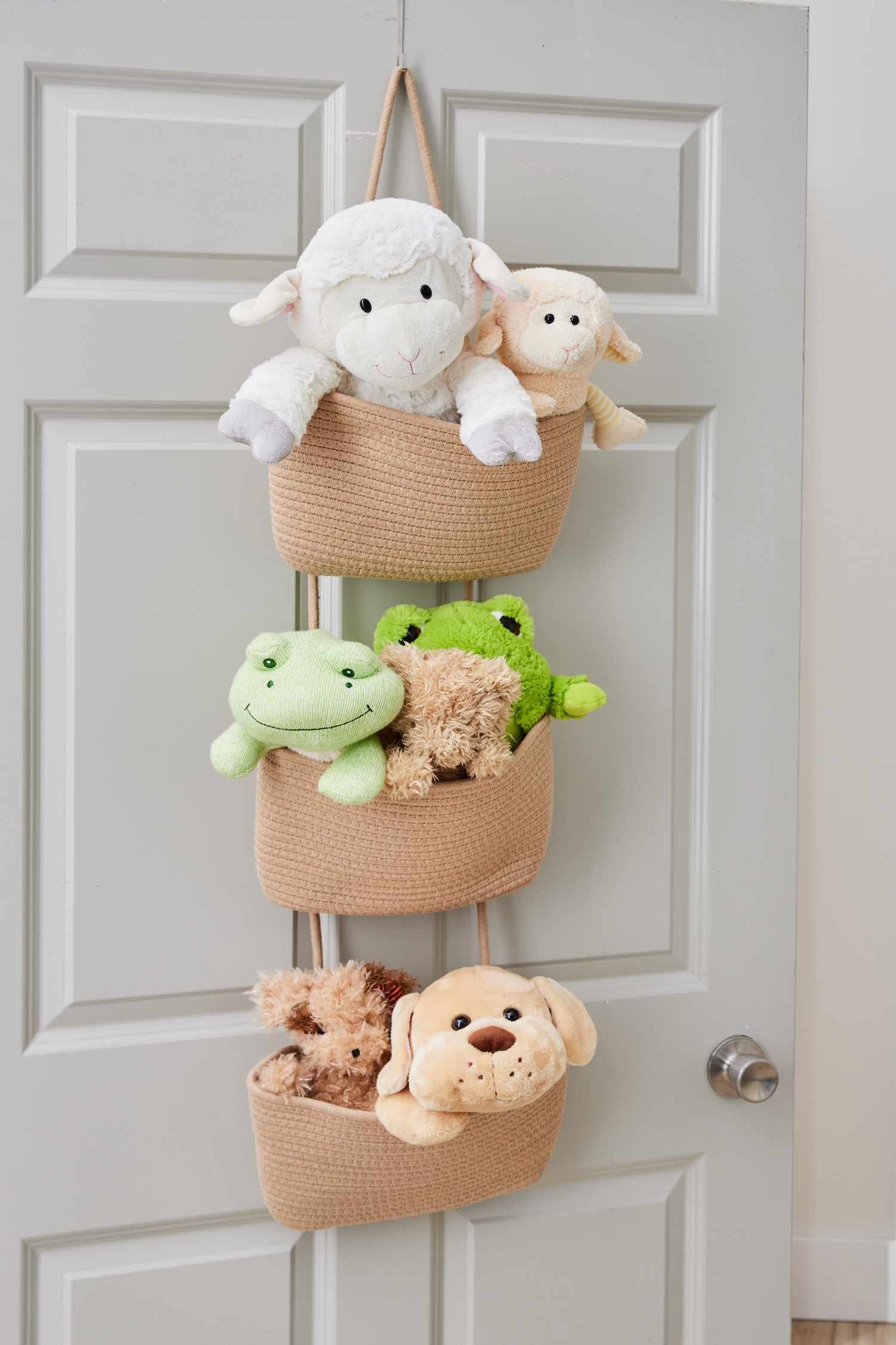 Wall-Mounted Macramé Swing